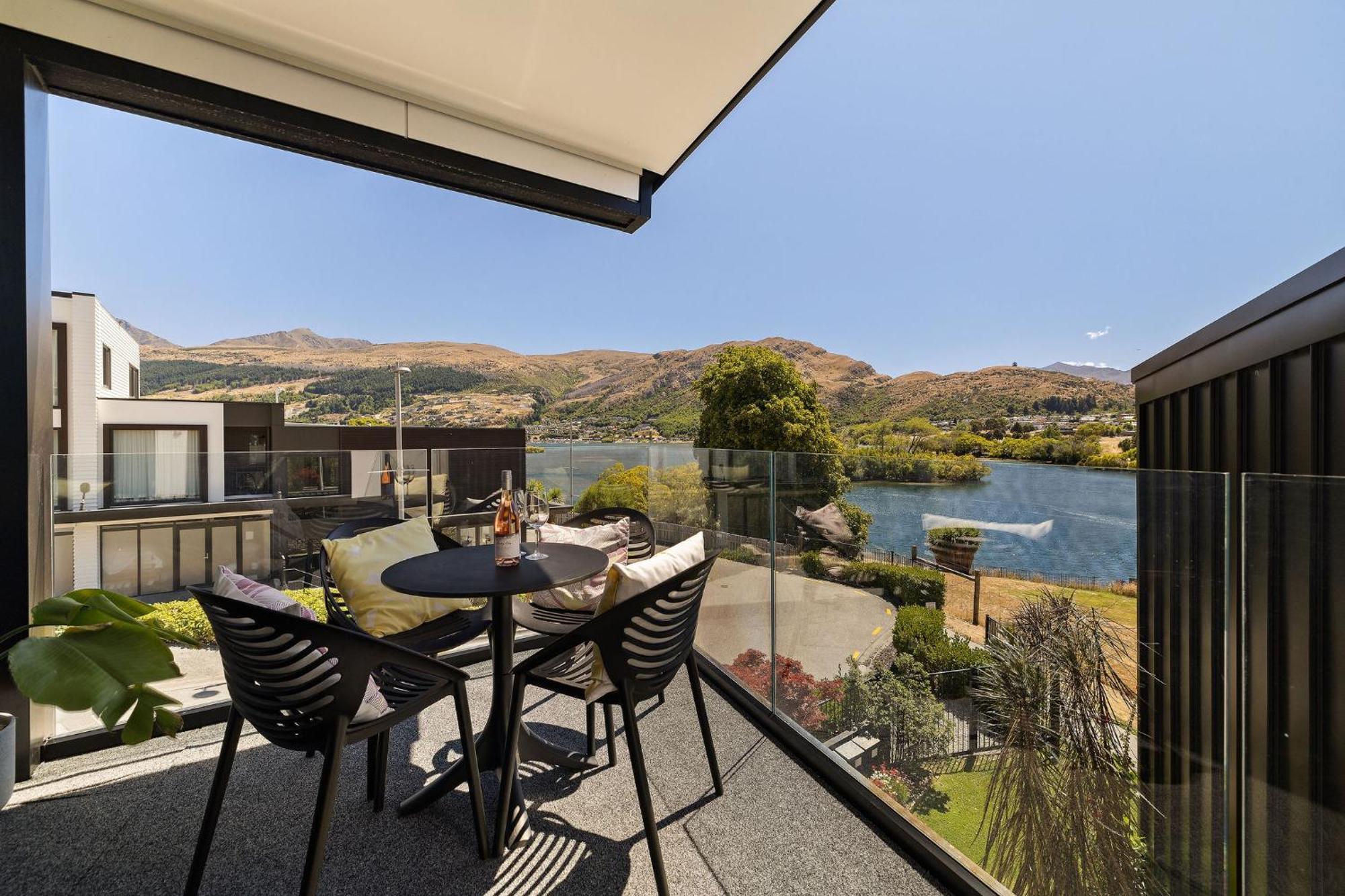 Homestead Retreat - 2 Bedroom - Lake View Queenstown Luaran gambar